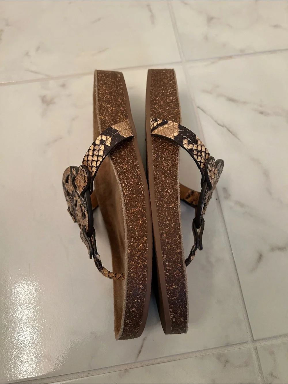 Tory Burch Snake-Print Logo Thong Sandals cork foot bed